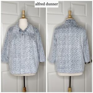 Alfred Dunner 3/4 sleeve faux fur jacket sz 16W